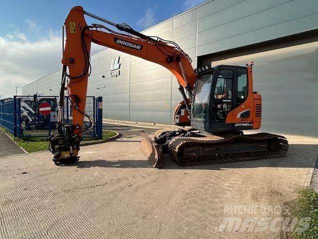 Develon DX140LCR-5 大型油圧ショベル12t以上（パワーショベル・ユンボ）