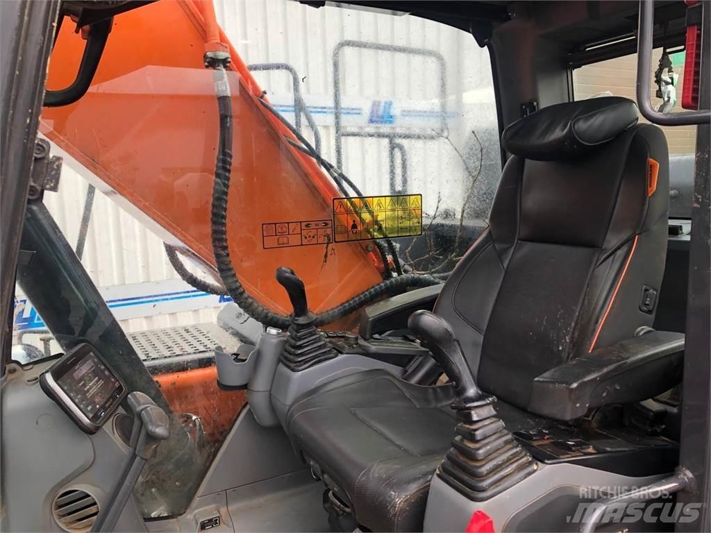 Develon Dx225lc-7 大型油圧ショベル12t以上（パワーショベル・ユンボ）