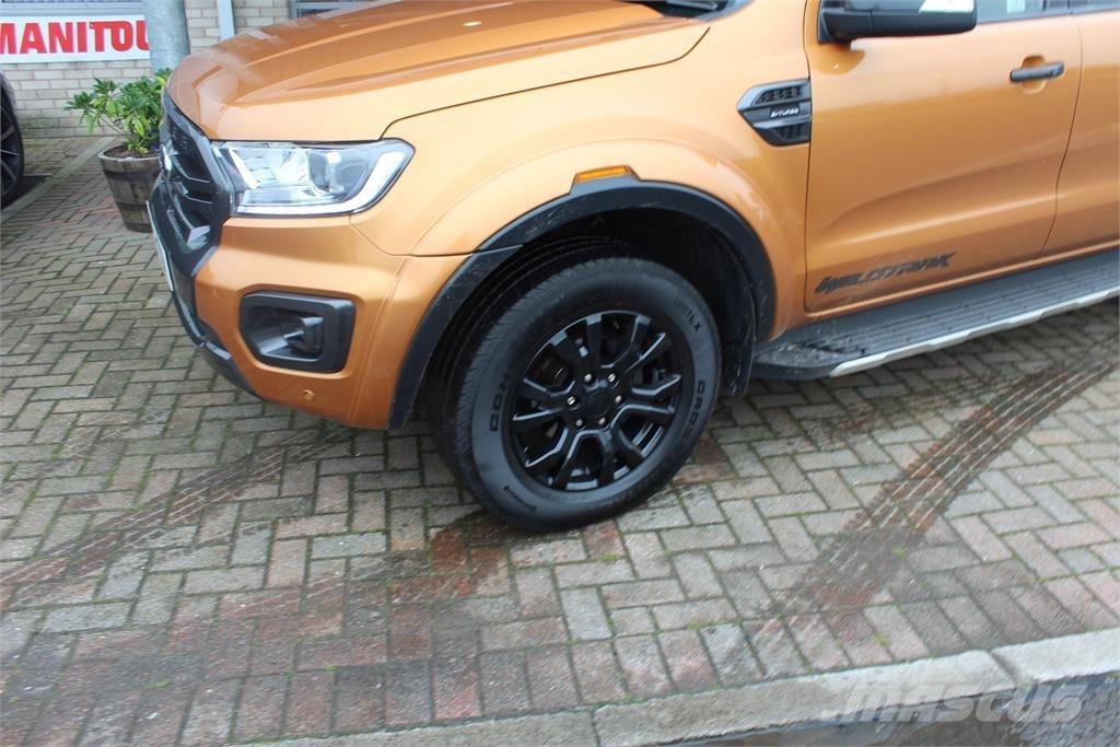 Ford Ranger Wildtrak ピックアップ／ドロップサイド