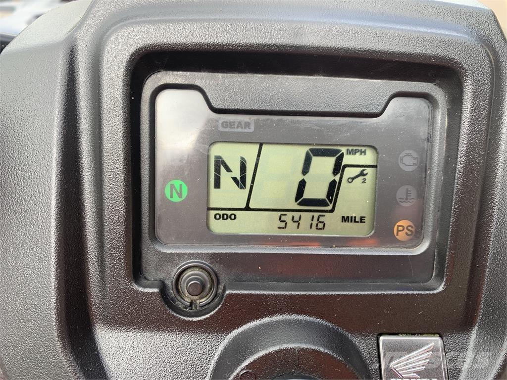 Honda TRX 420 FM2 バギー