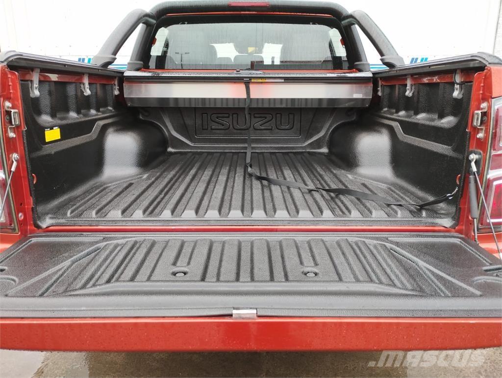 Isuzu V-Cross ピックアップ／ドロップサイド