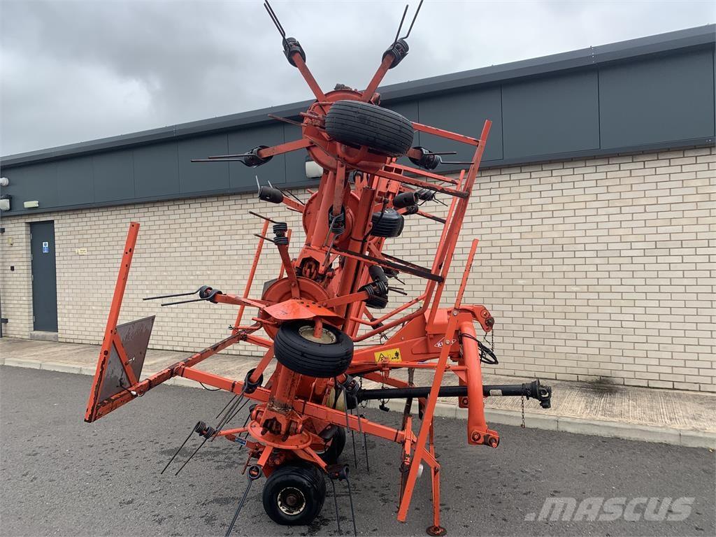 Kuhn GF 7601 MH テッダー・テッダーレーキ