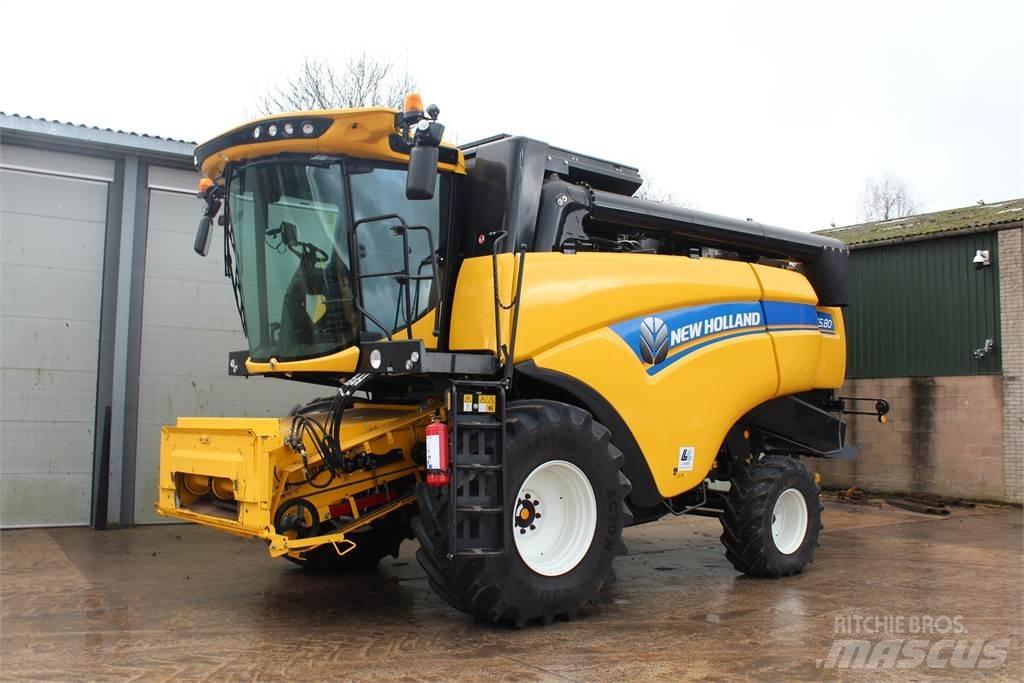 New Holland CX5.80S コンバイン