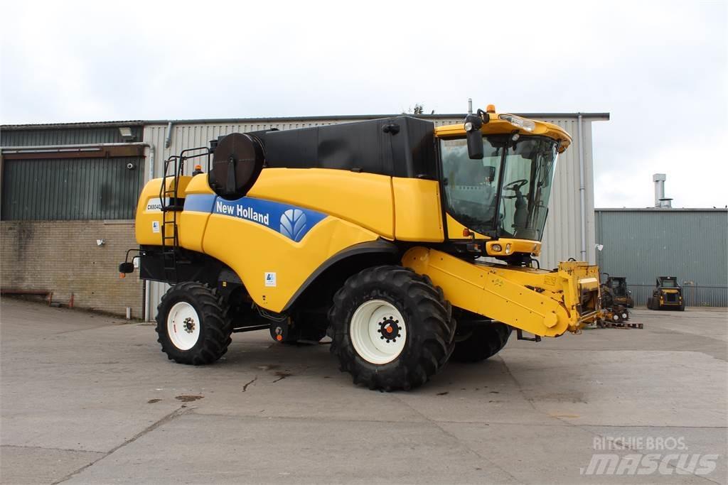 New Holland CX8040 コンバイン