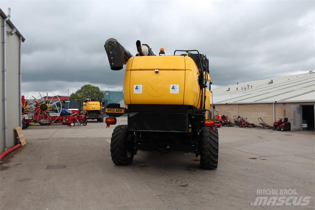 New Holland CX8040 コンバイン