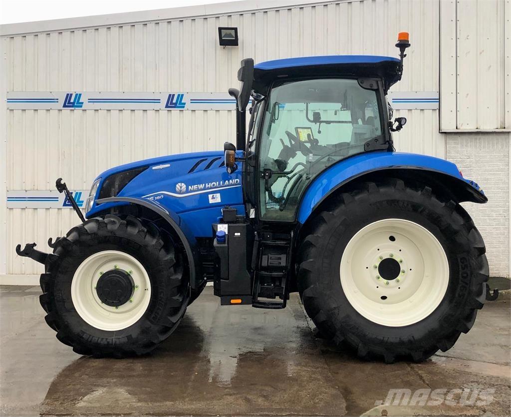 New Holland T6.180 トラクター