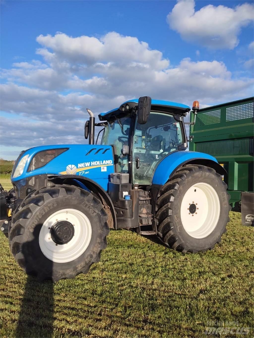 New Holland T7.190 トラクター
