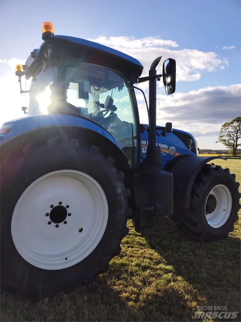 New Holland T7.190 トラクター