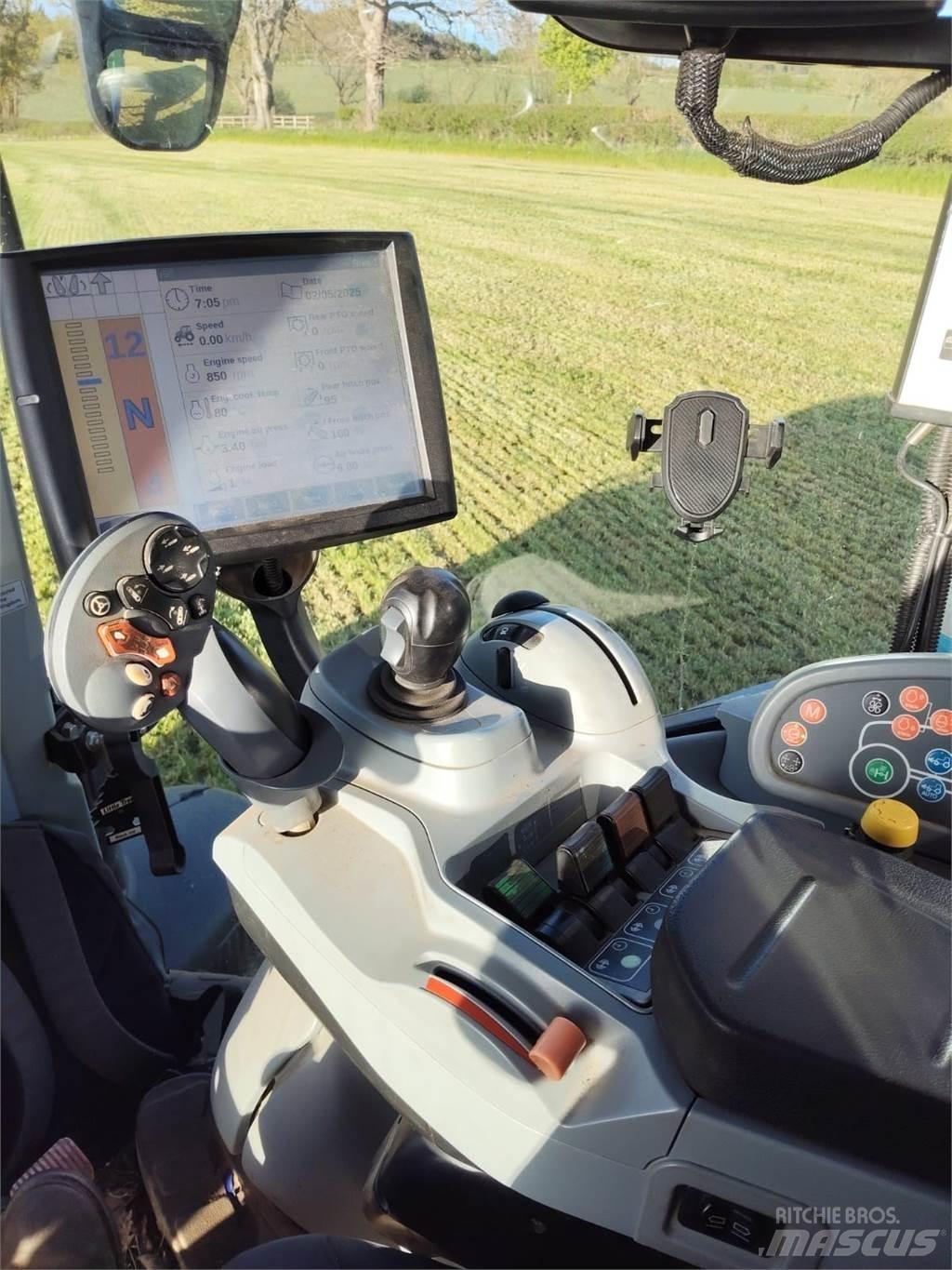 New Holland T7.190 トラクター
