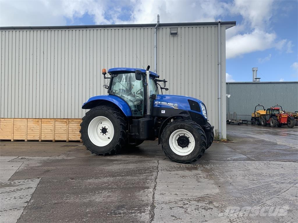 New Holland T7.200 トラクター