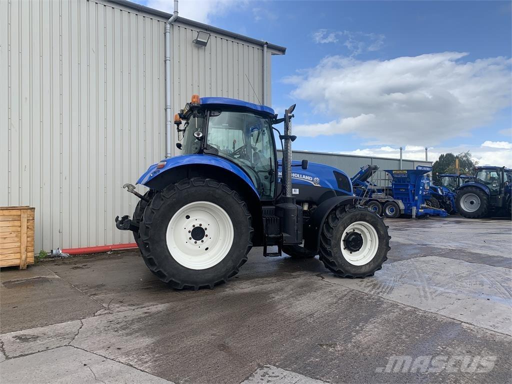 New Holland T7.200 トラクター