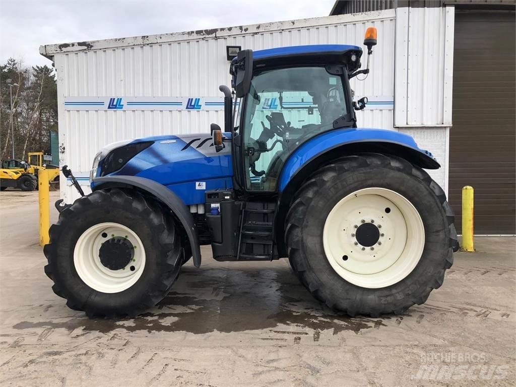 New Holland T7.245 トラクター