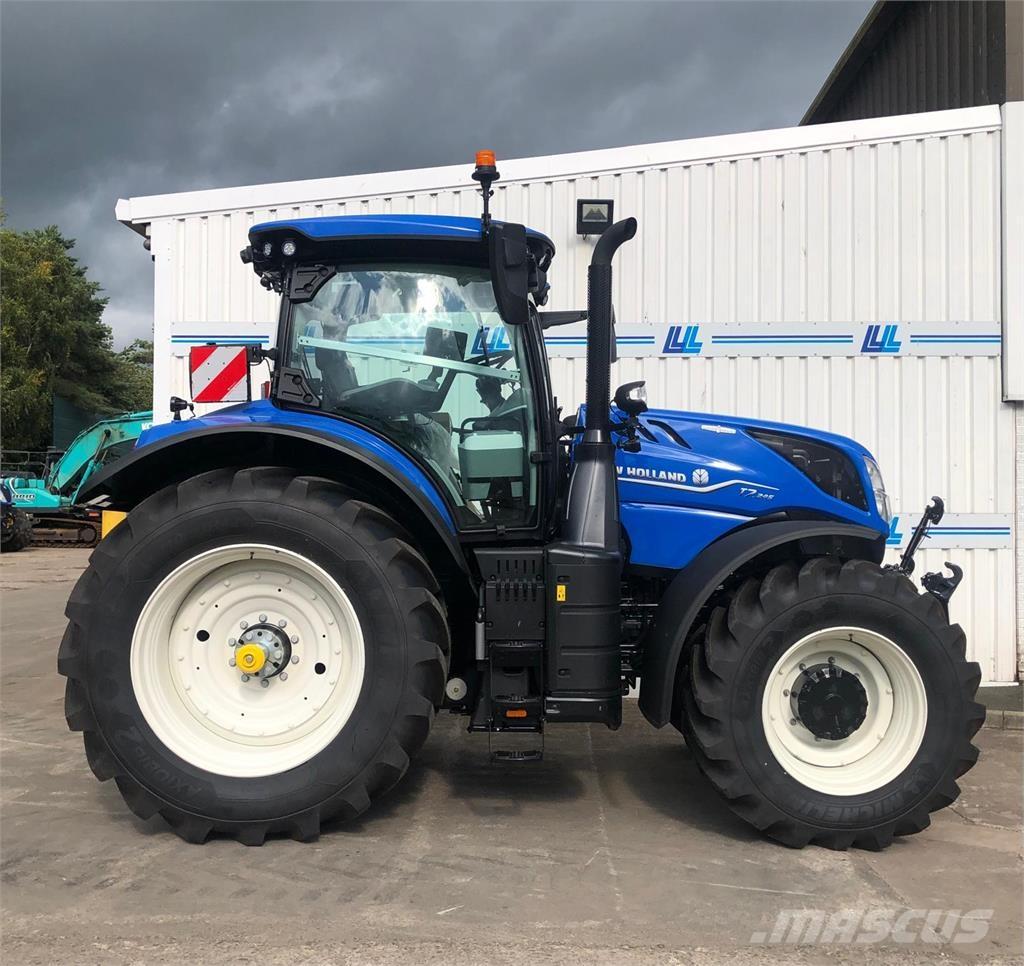 New Holland T7.245 トラクター
