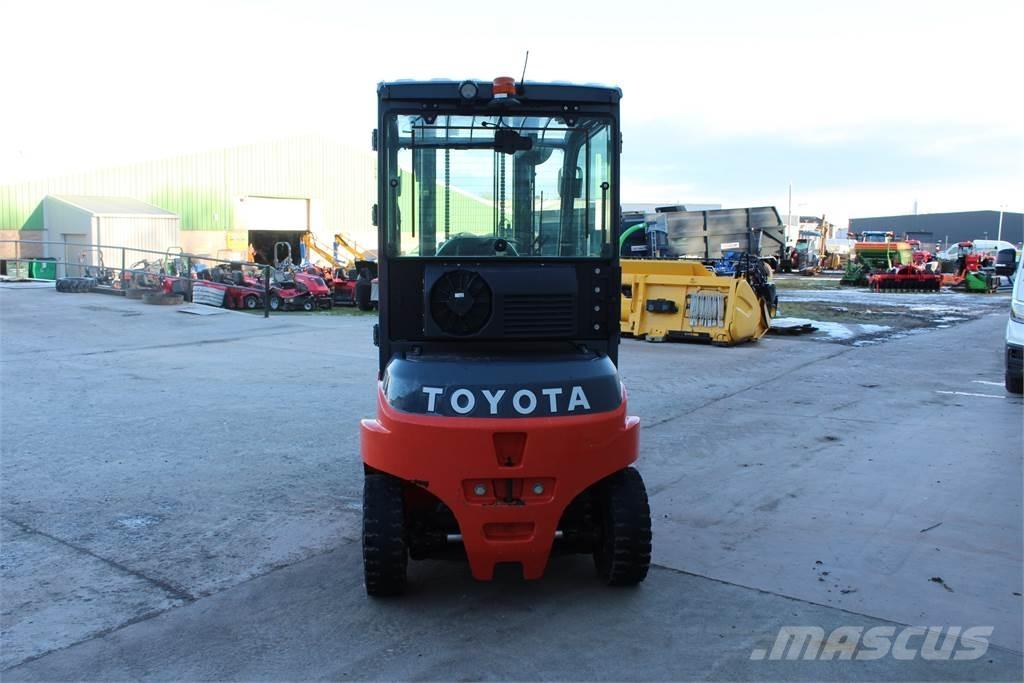 Toyota 4T Forklift フォークリフト - その他