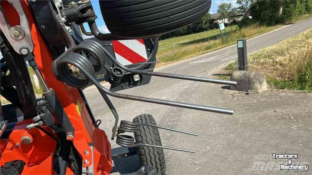 Kubota TE10511C ウィンドローア/レーキ