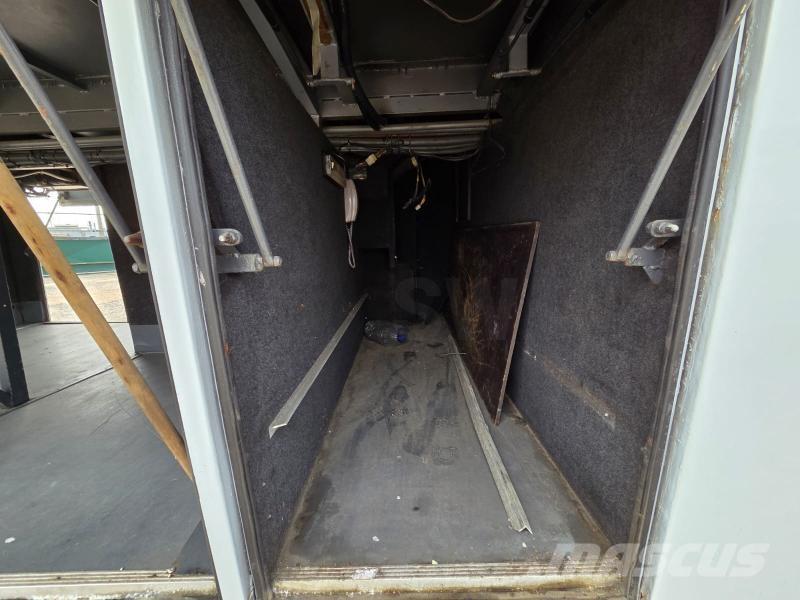 MAN 18.370 観光バス