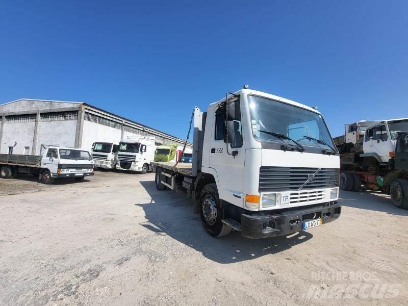 Volvo FL7 平ボディー