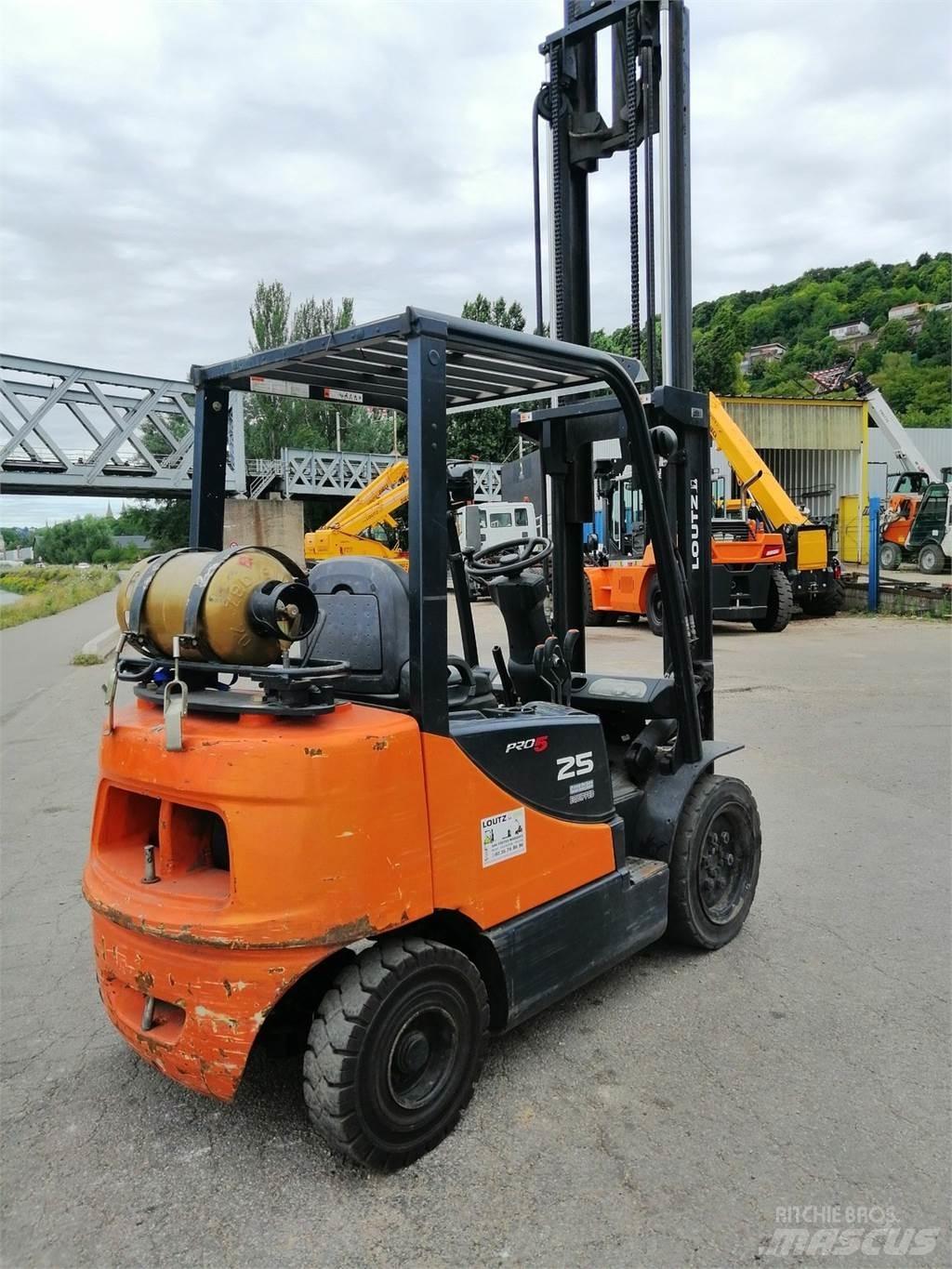 Doosan G25P-5 フォークリフト - その他