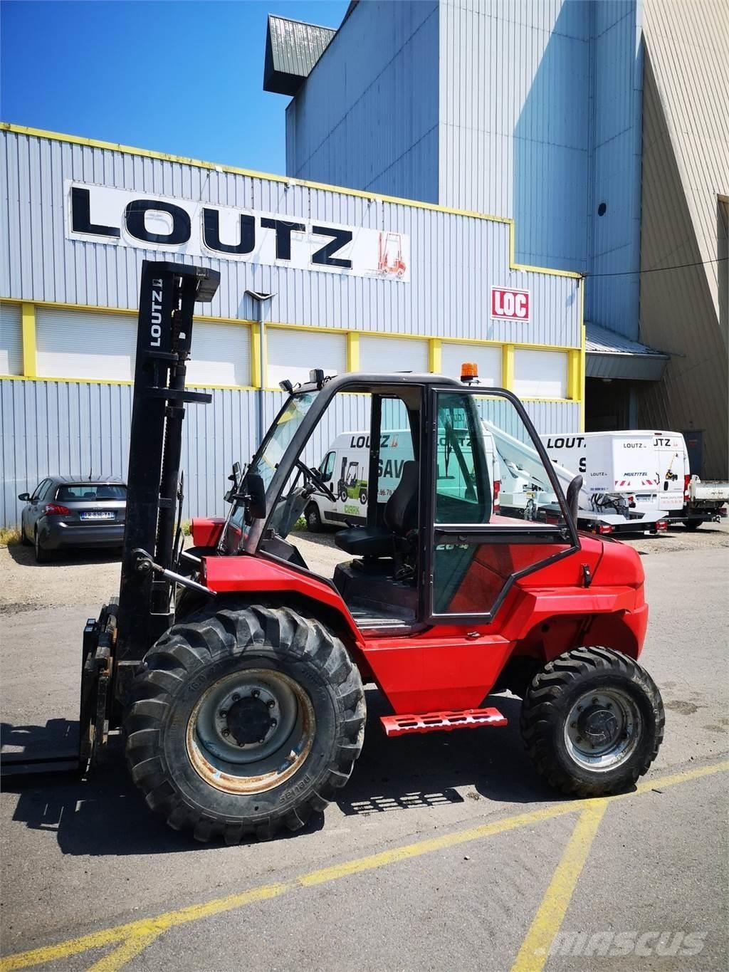 Manitou M26-4 ラフターテレントラック