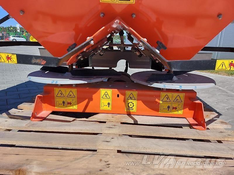 Agrex TVX ミネラル散布機