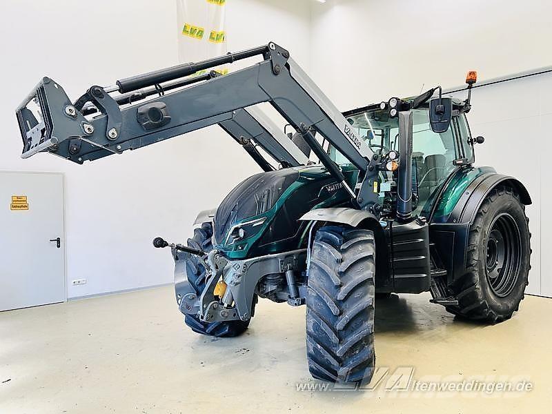 Valtra T174 トラクター