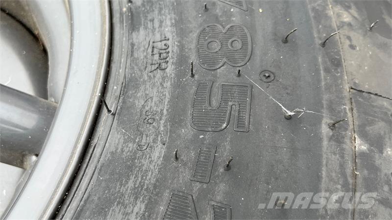 Mitas  タイヤ、ホイル、リム