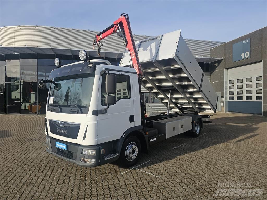 MAN TGL 10.220 クレーントラック、ユニック車