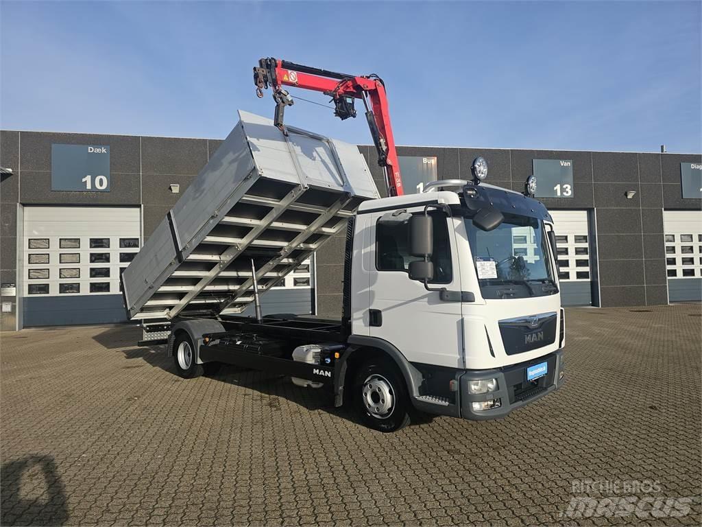 MAN TGL 10.220 クレーントラック、ユニック車