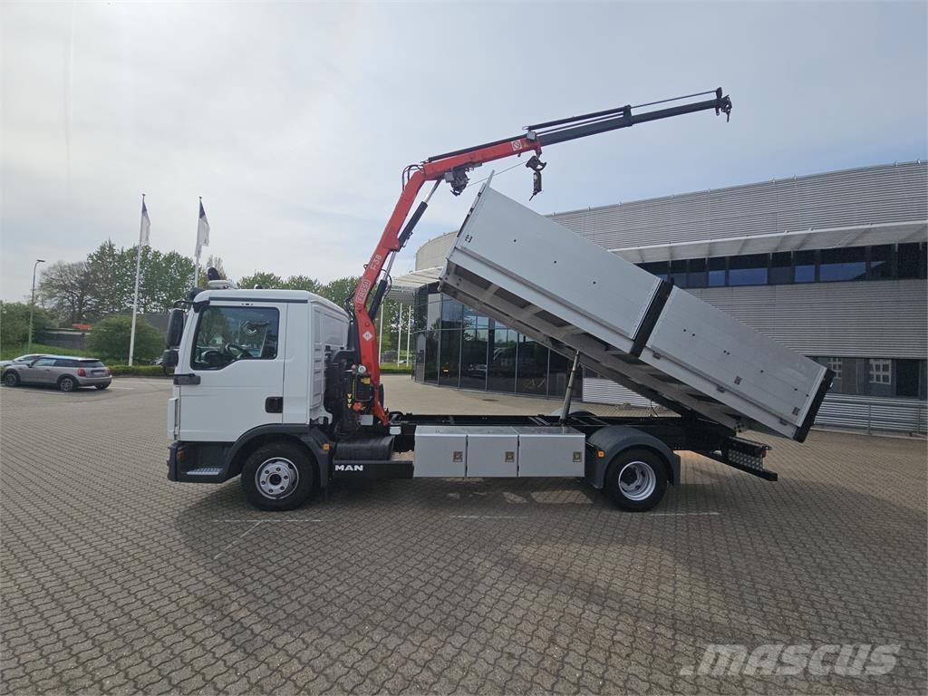 MAN TGL 10.220 クレーントラック、ユニック車