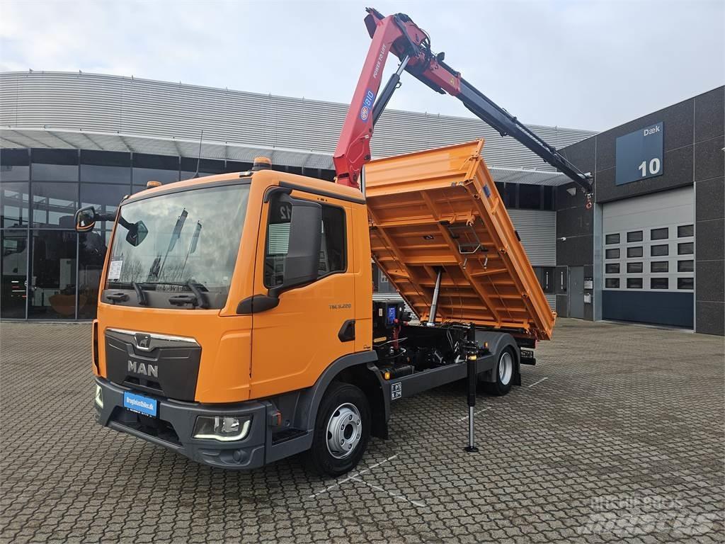MAN TGL 8.220 クレーントラック、ユニック車