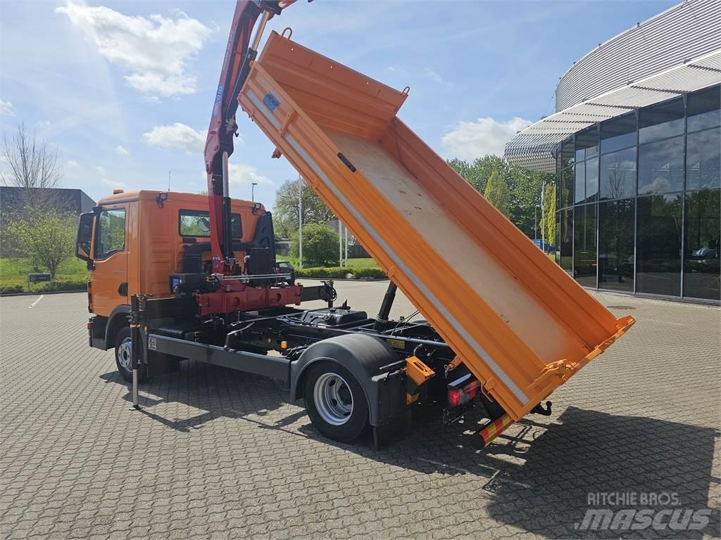 MAN TGL 8.220 クレーントラック、ユニック車