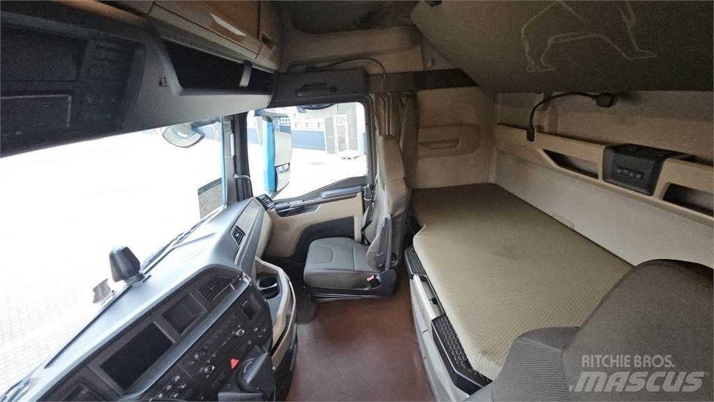 MAN TGX 26.510 中古トラクターヘッド | トレーラーヘッド