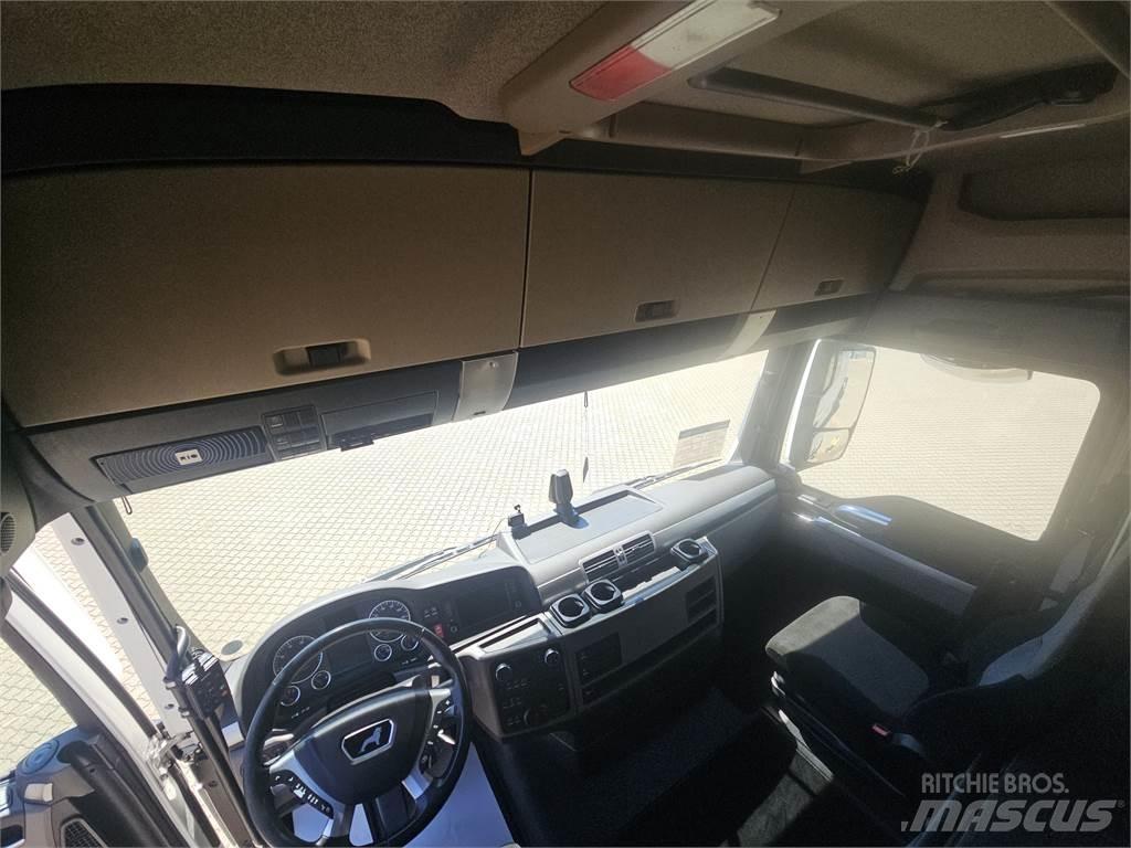 MAN TGX 26.510 中古トラクターヘッド | トレーラーヘッド