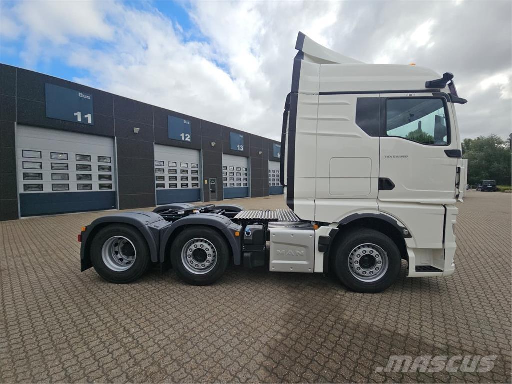 MAN TGX 26.520 中古トラクターヘッド | トレーラーヘッド
