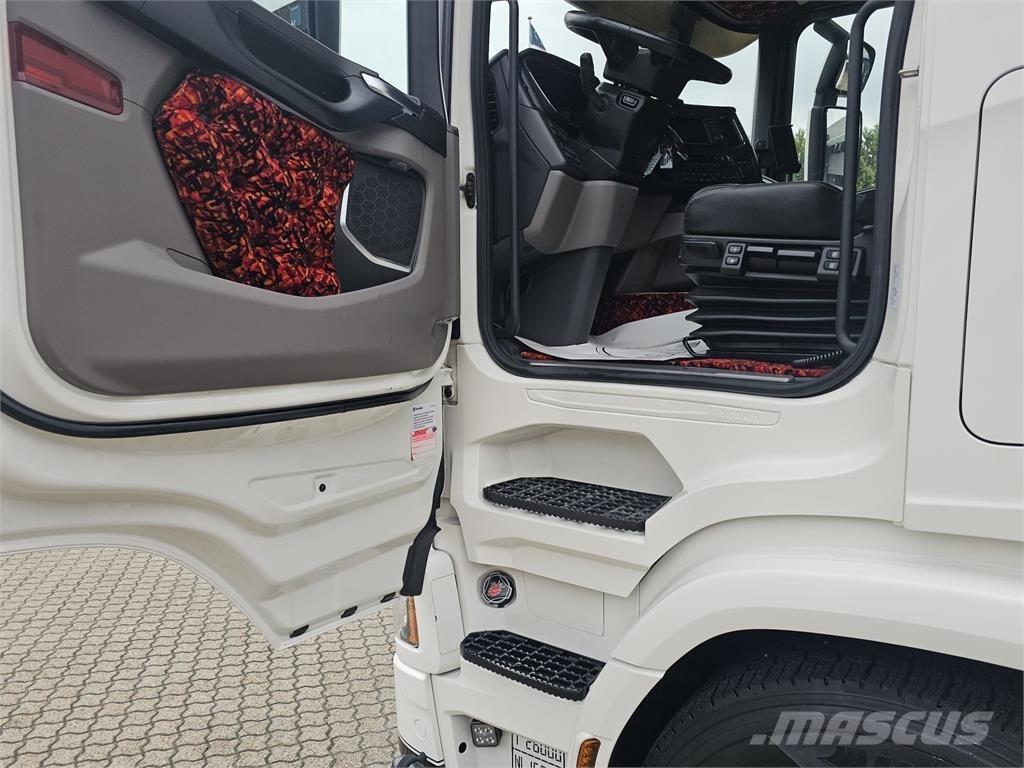 Scania R540 6x2 中古トラクターヘッド | トレーラーヘッド