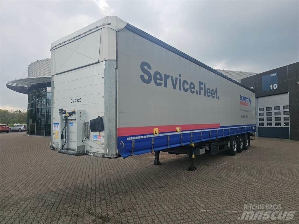 Schmitz Cargobull 13,60 カーテンサイダー