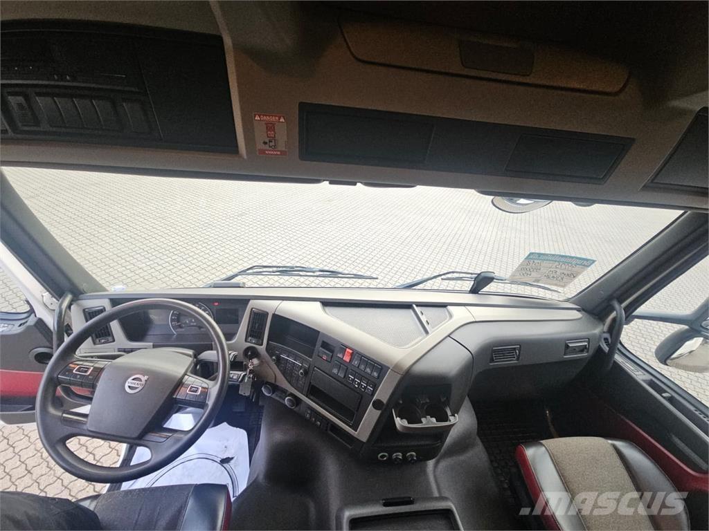 Volvo FM450 中古トラクターヘッド | トレーラーヘッド