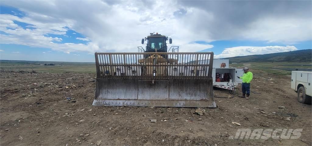 CAT 836K ソイルコンパクター