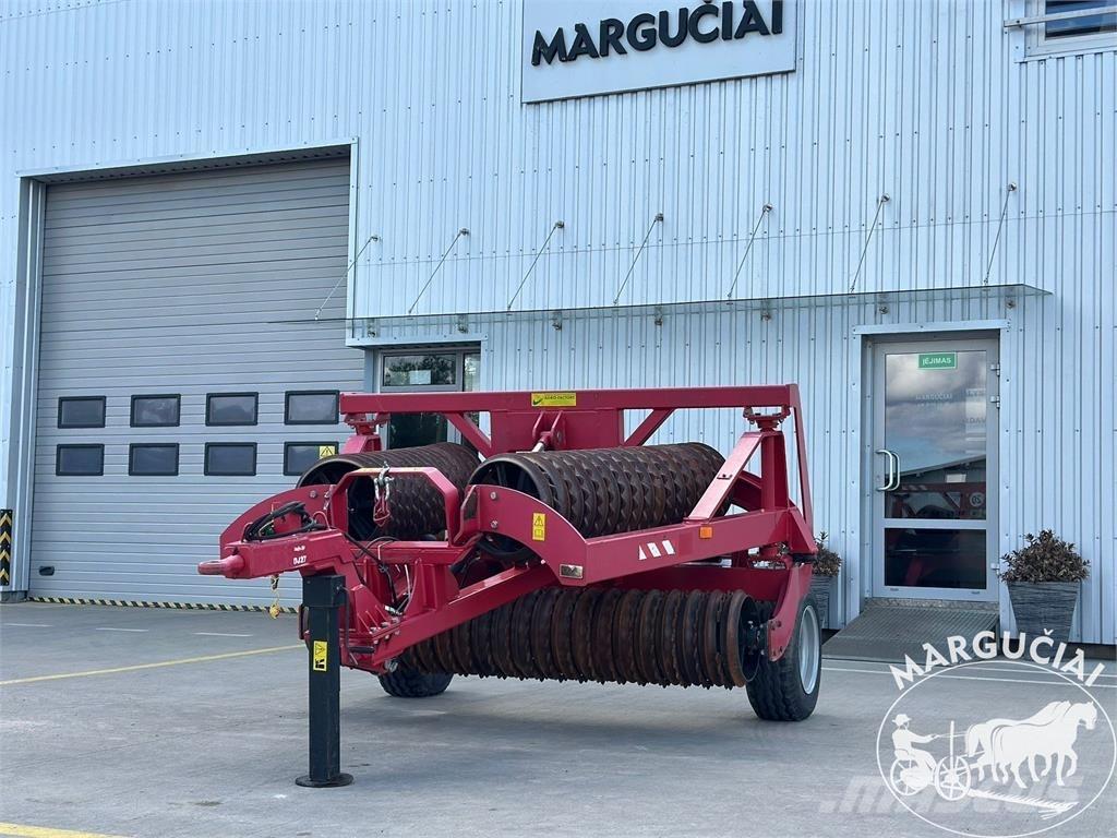 Agro-Factory 5,3 m. 農業機械 -　その他