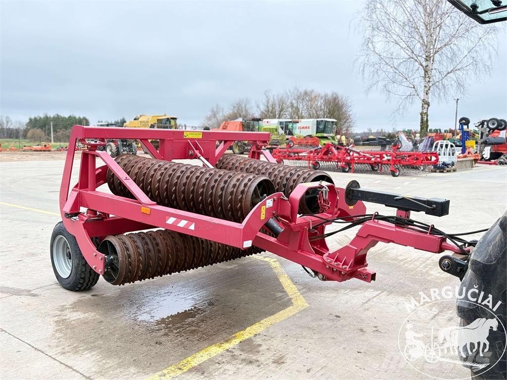 Agro-Factory 5,3 m. 農業機械 -　その他