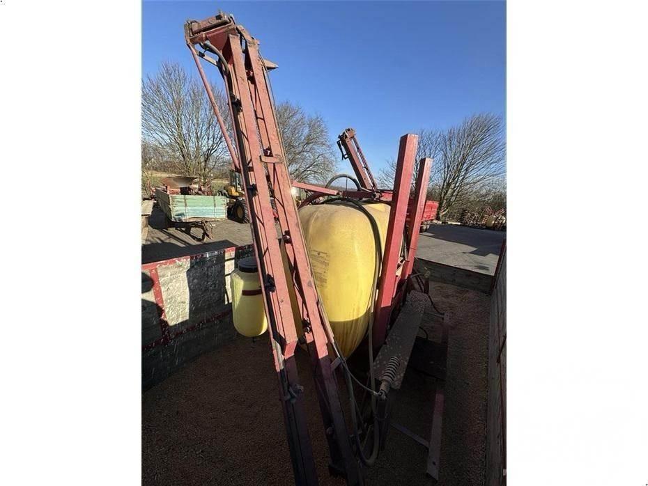 Hardi 1000 ltr., 12 m. 農業機械 -　その他