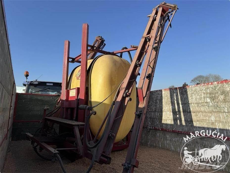 Hardi 1000 ltr., 12 m. 農業機械 -　その他