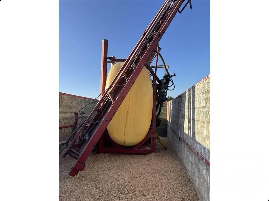 Hardi 1000 ltr., 12 m. 農業機械 -　その他