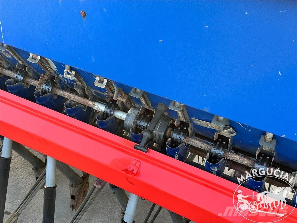 Nordsten CLF 400, 4 m. 農業機械 -　その他