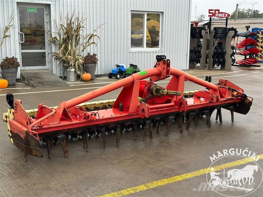 Pöttinger 4 m 農業機械 -　その他