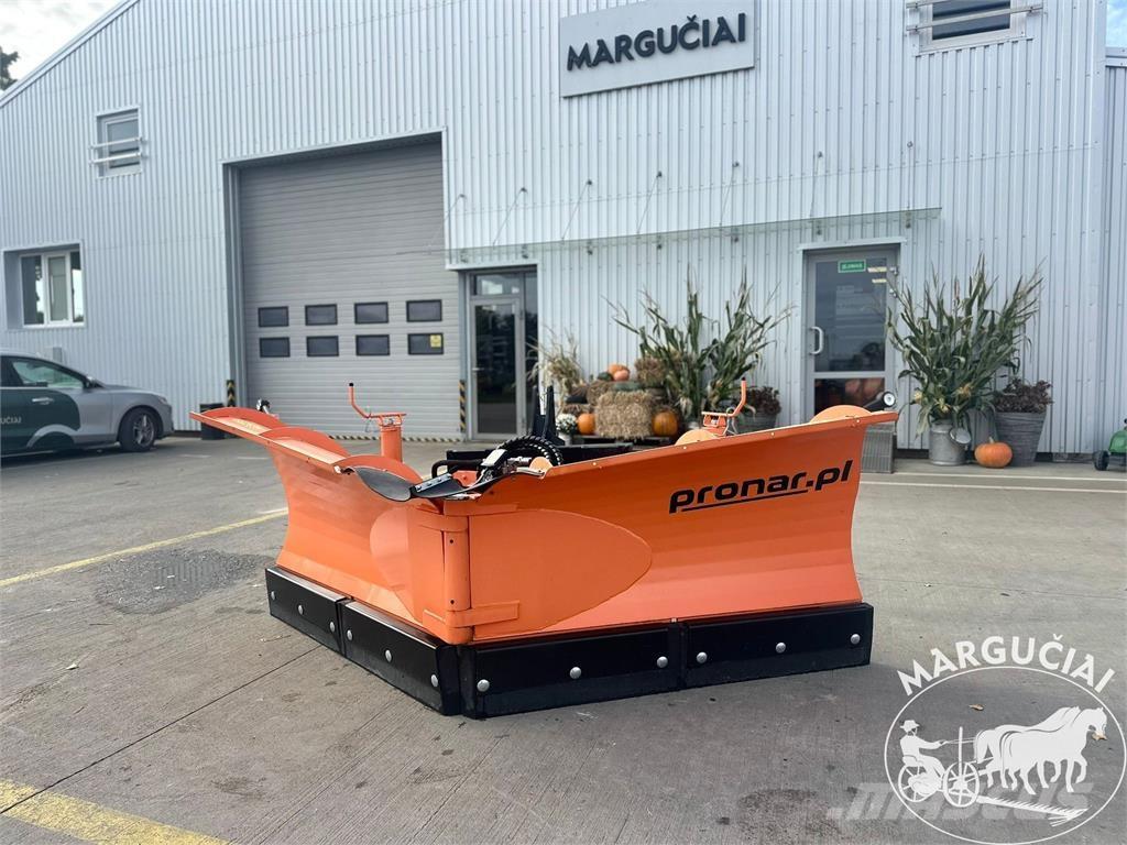 Pronar PUV-3000M 農業機械 -　その他