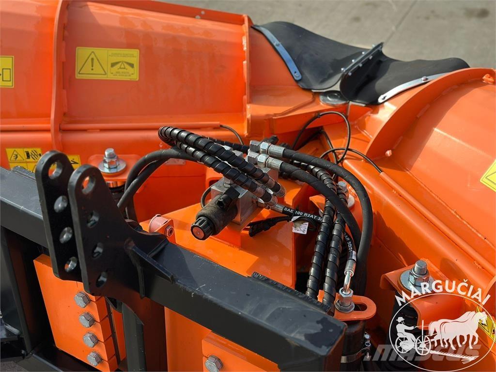 Pronar PUV-3000M 農業機械 -　その他