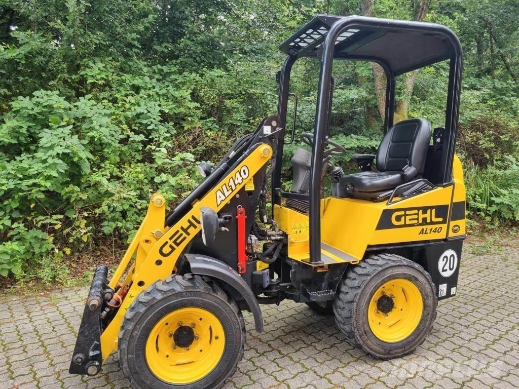 Gehl AL140 ミニローダー