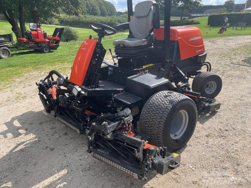 Jacobsen FAIRWAY 250 乗用・自走モア/芝刈り機