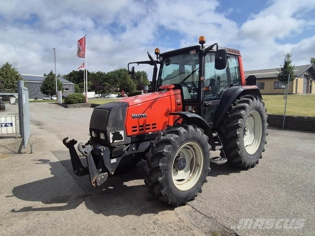 Valmet 6750 トラクター